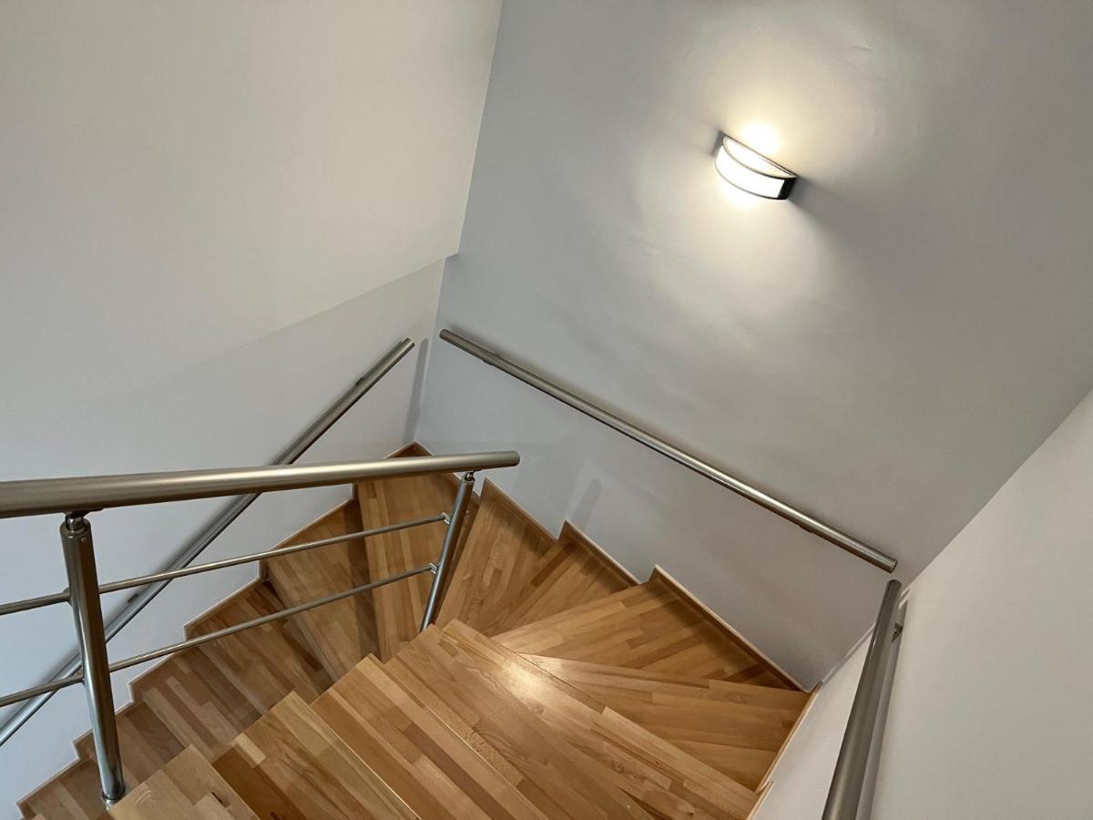 Kontis' Deluxe Furnished Apartment Loutráki Dış mekan fotoğraf