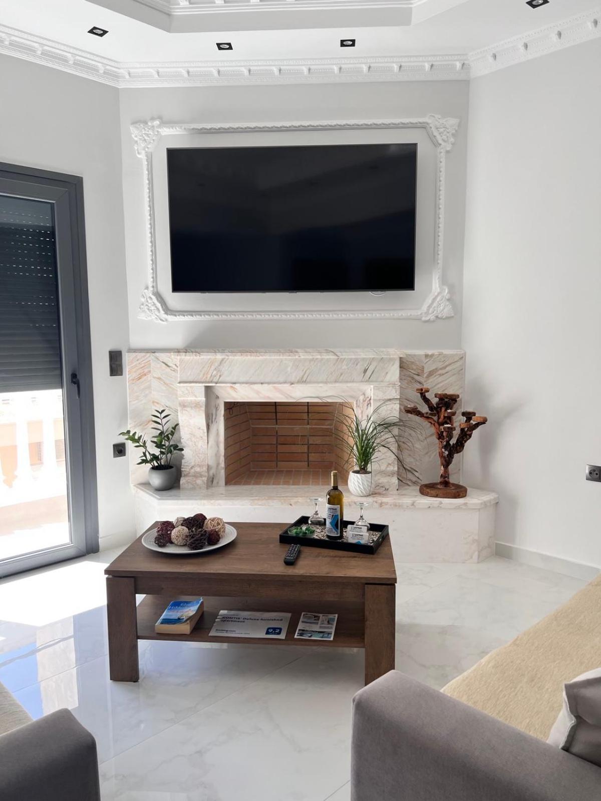 Kontis' Deluxe Furnished Apartment Loutráki Dış mekan fotoğraf